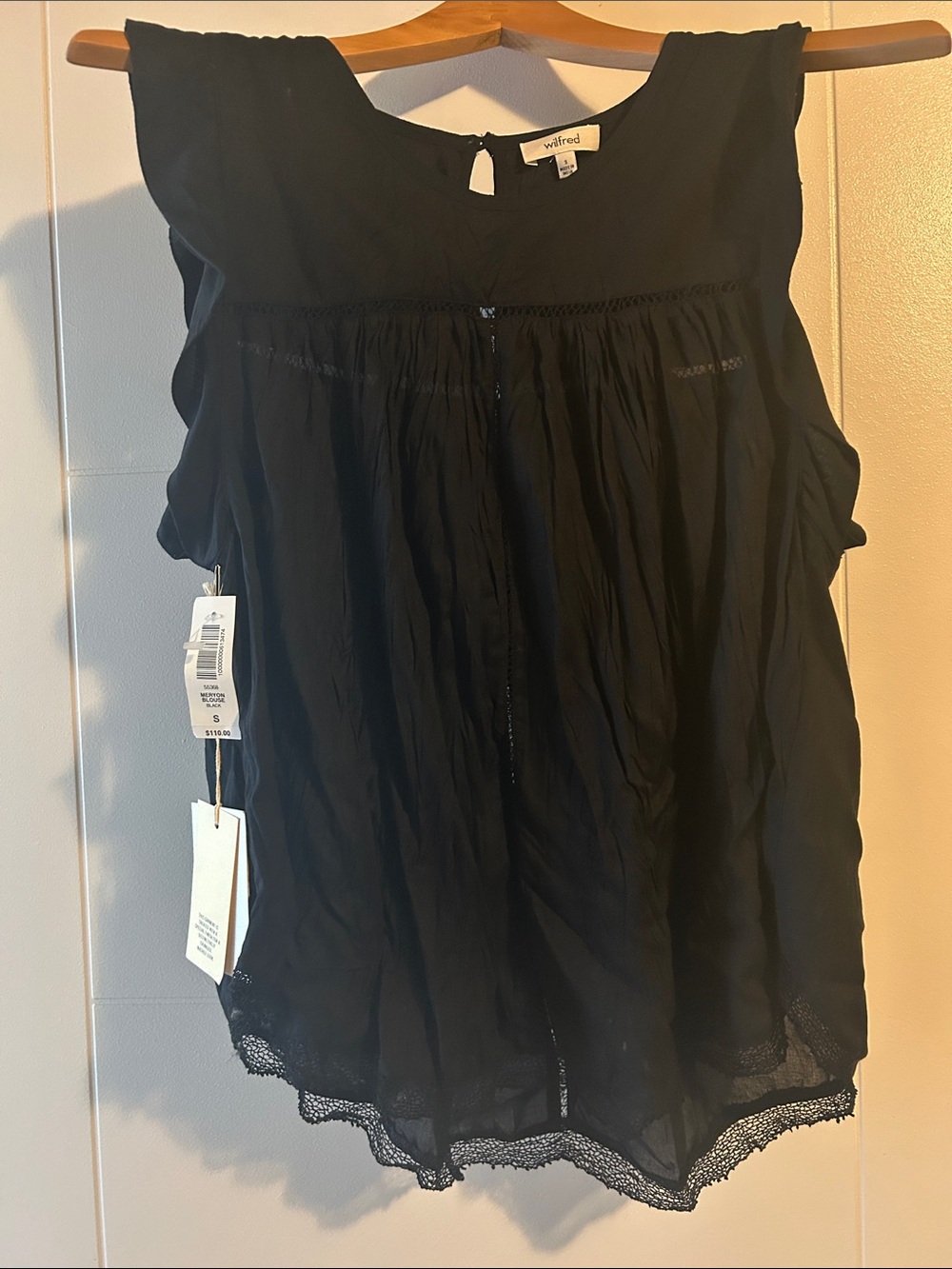 NWT Wilfred Elegant Black Sleeveless Top